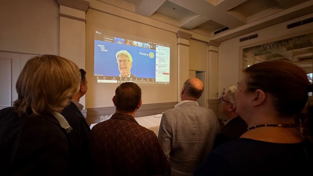 Presidente internazionale Arezzo su Zoom